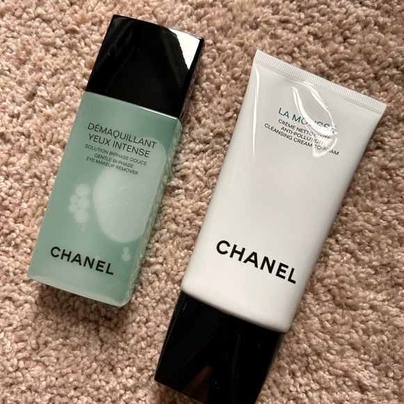 Chanel makeup remover & facial cleanser - Picture 1 of 15